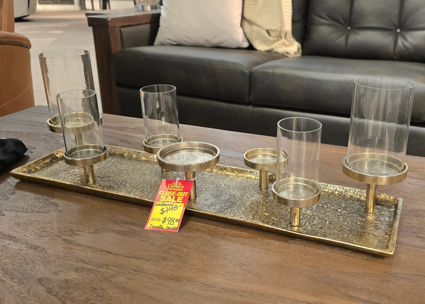 Wallmond Candle Holder