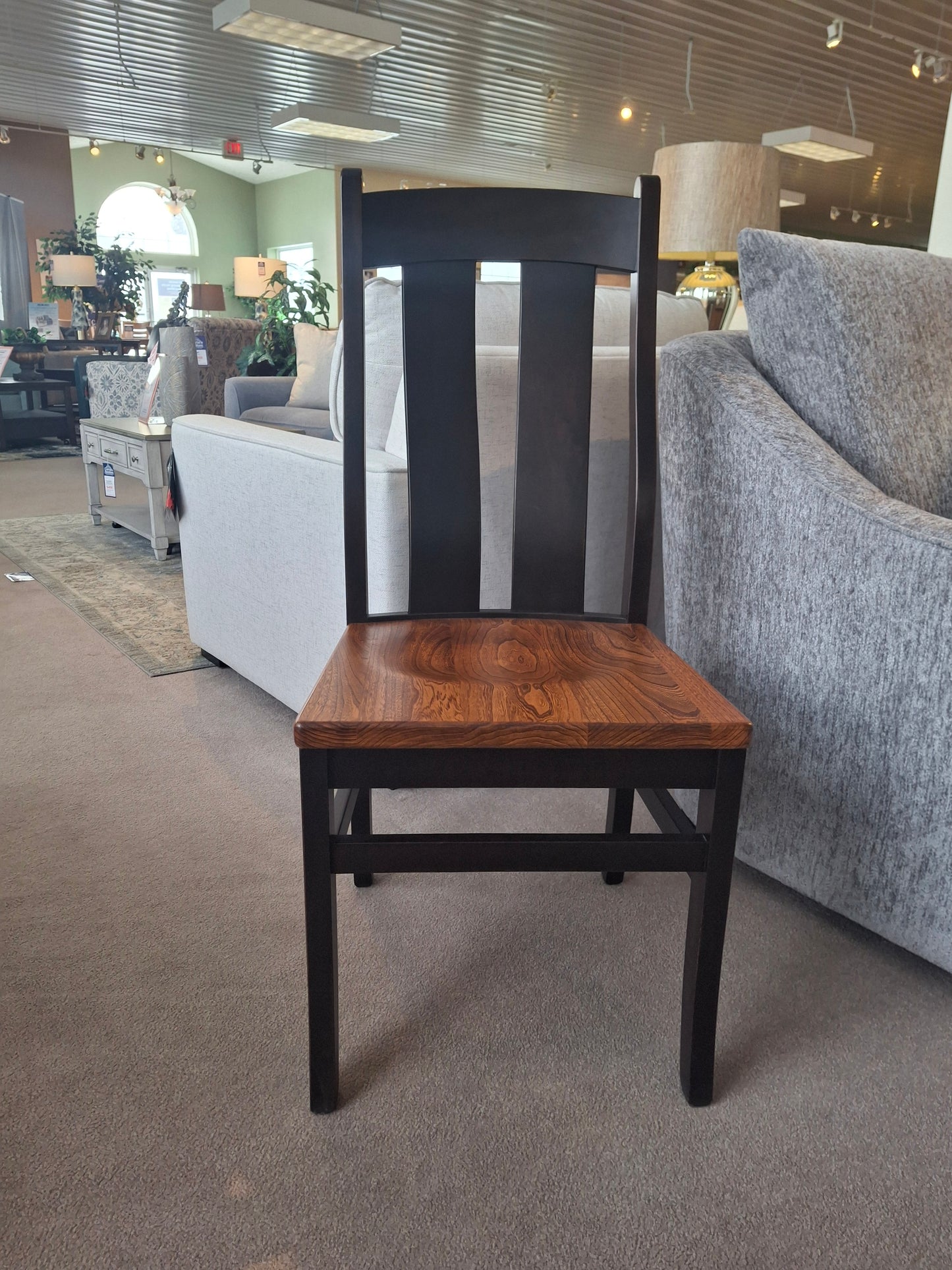 Stowan Two-Tone Side Chair