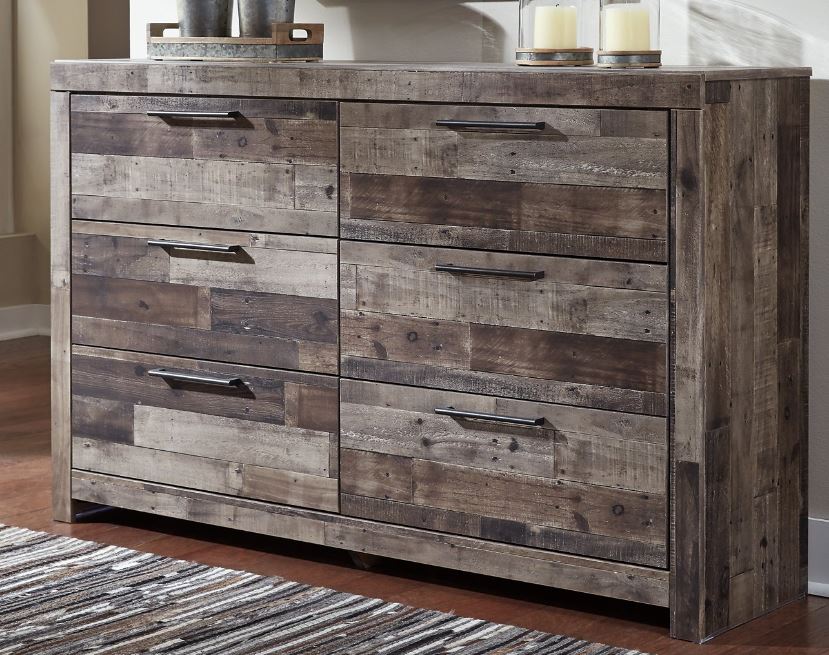 Derekson Benchcraft Dresser