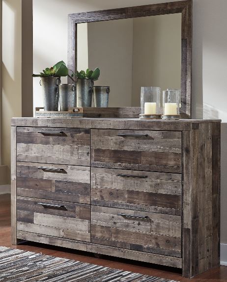 Derekson Benchcraft Dresser
