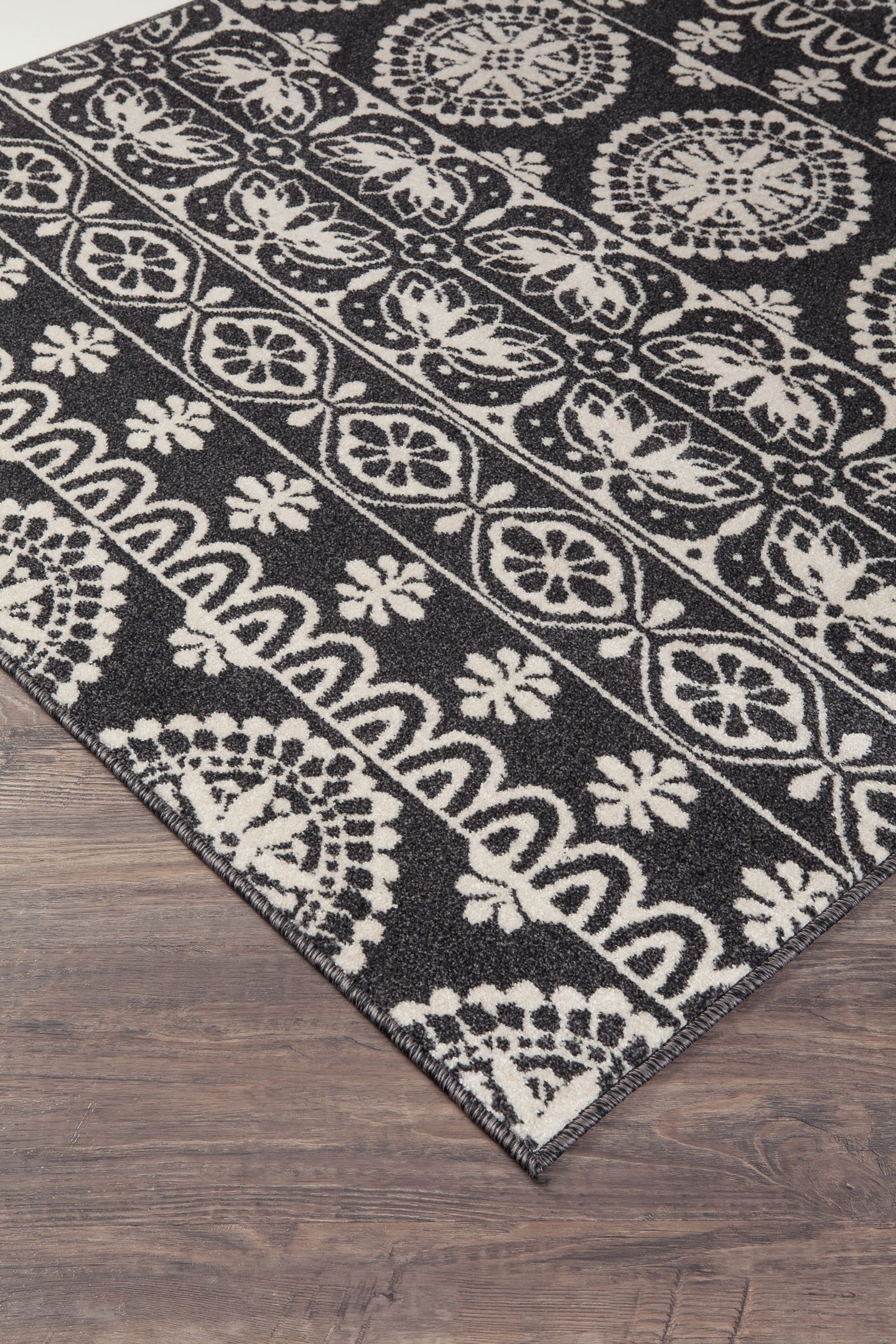 Jicarilla Signature Design by Ashley Rug Medium