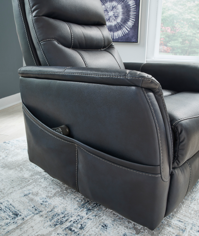 Strawbill Sapphire Blue Lift Chair