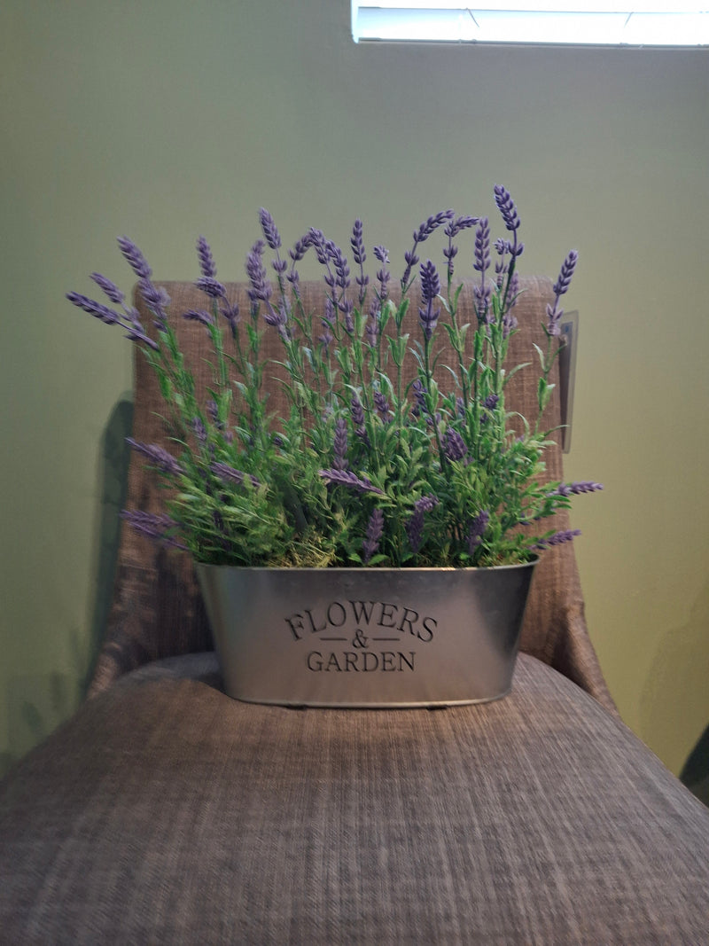 Lavender in Tin table decor