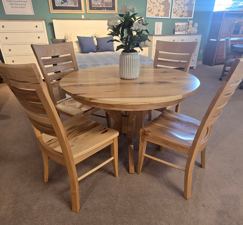 Seymour 5pc Amish Dining Set