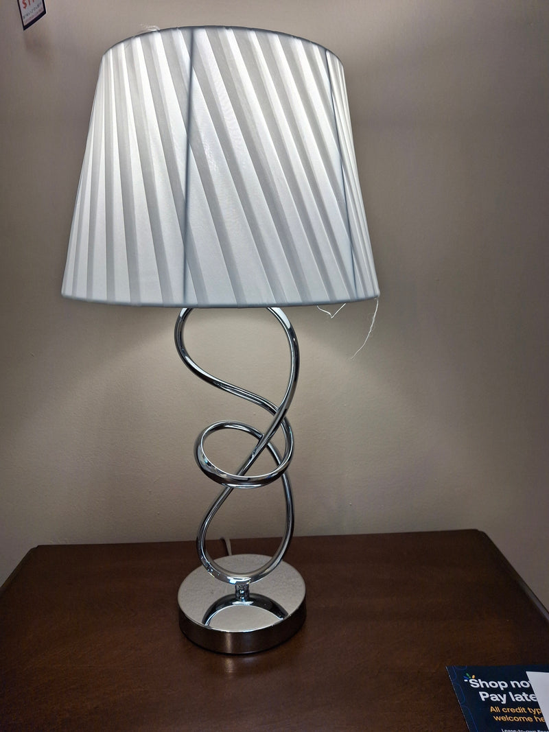 Metal table lamp