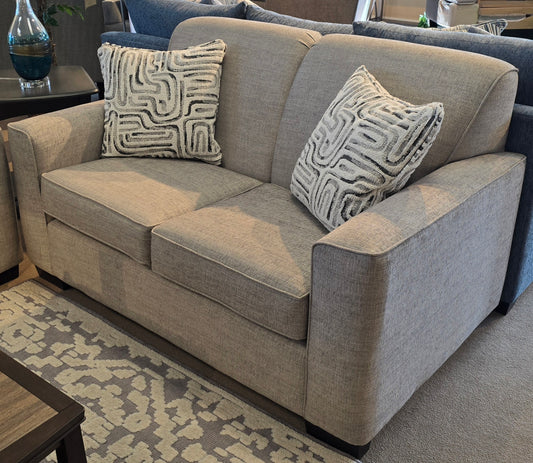 Duncan Loveseat