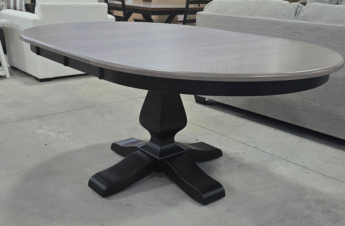 48" Round Amish Pedestal Table with 2 Leafs