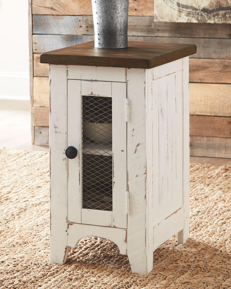 Wystfield - Chair Side End Table