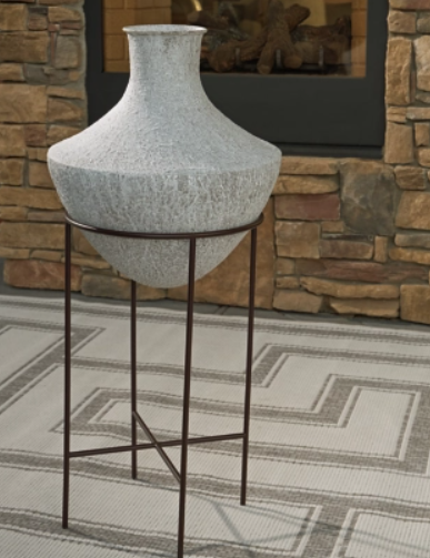 Estonbank Tall Vase