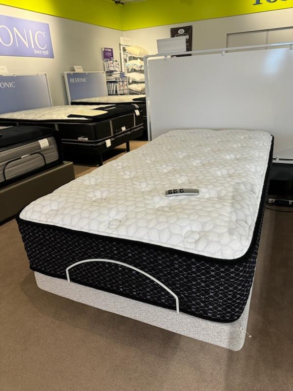 Twin XL Plush Mattress with Adjustable Base