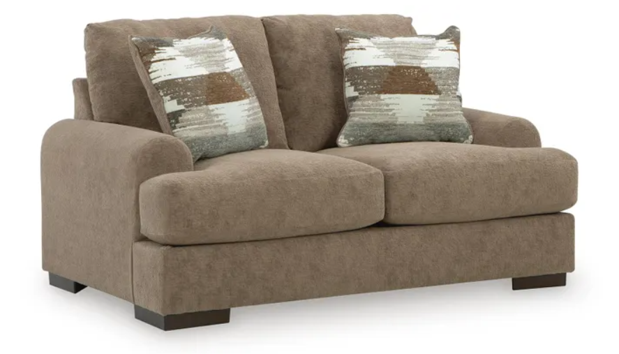 Jayne Park Loveseat - Pecan