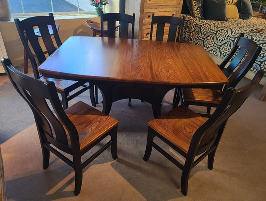 Stowan 7pc two-tone Dining Set
