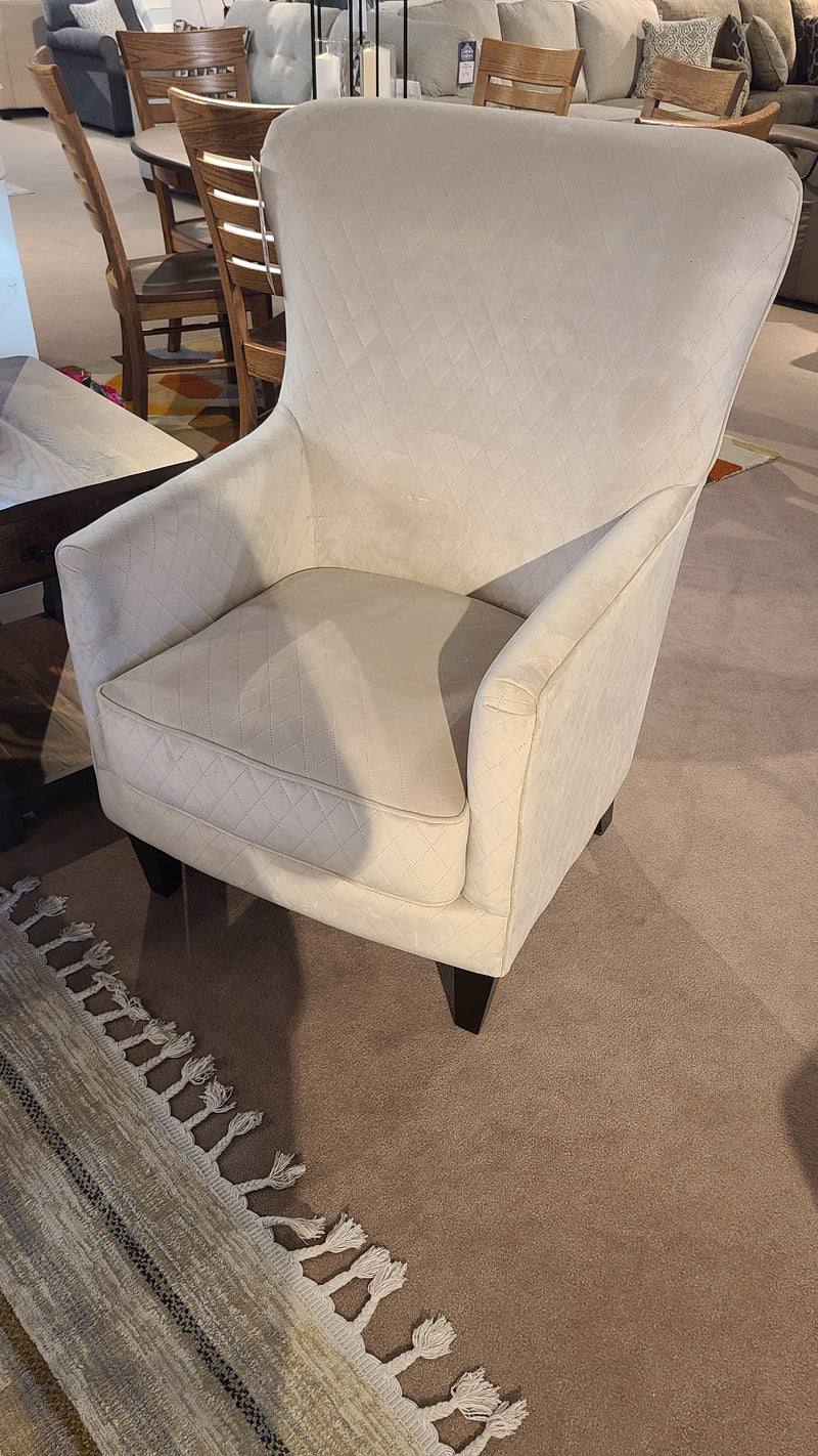 Dynamic Quilt Accent Chair