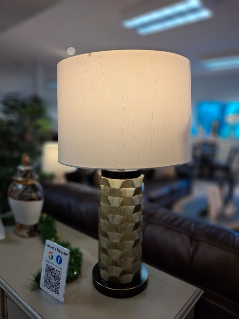 Patrice table lamp