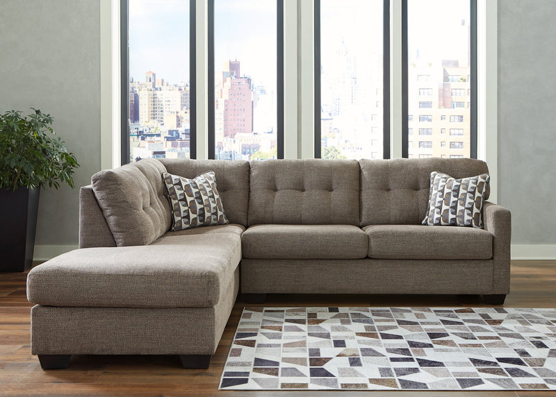 Mahoney 2-Piece Sectional with Chaise image