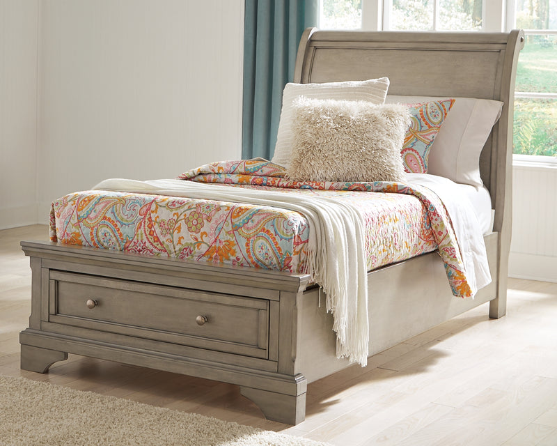 Lettner Signature Design by Ashley Bed